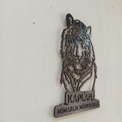Kaplan Tasarımlı İsimli Dekoratif Tablo 50 cm 