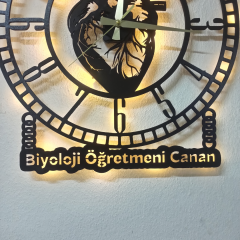 Biyoloji Öğretmeni İçin Kişiye Özel Kalp Tasarım Saat