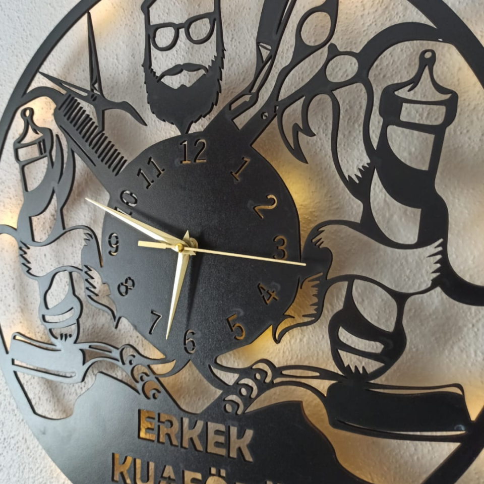 Erkek Kuaförü İçin Özel Tasarım Işıklı Duvar Saati