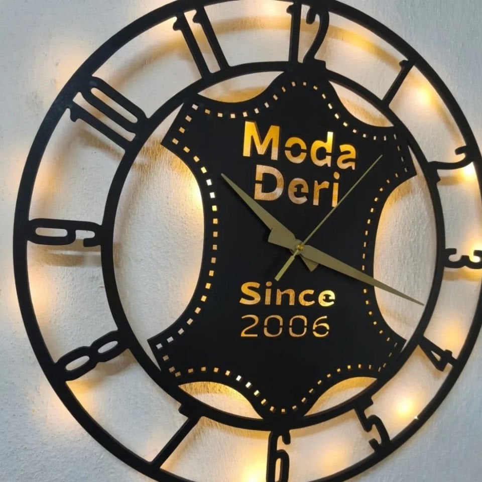 Deri Firmalarına Özel Işıklı Duvar Saati Tasarımı
